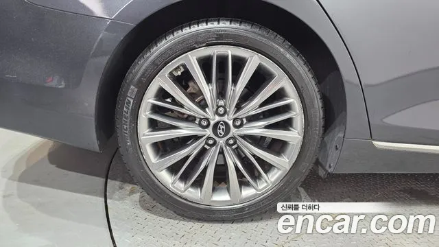 Hyundai Grandeur 2018 thumb 2