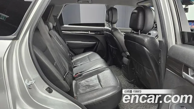 Kia Sorento 2010 thumb 8