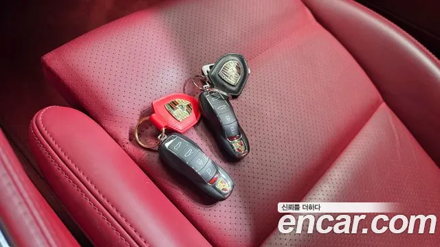 Porsche 718 Cayman 2021 thumb 5