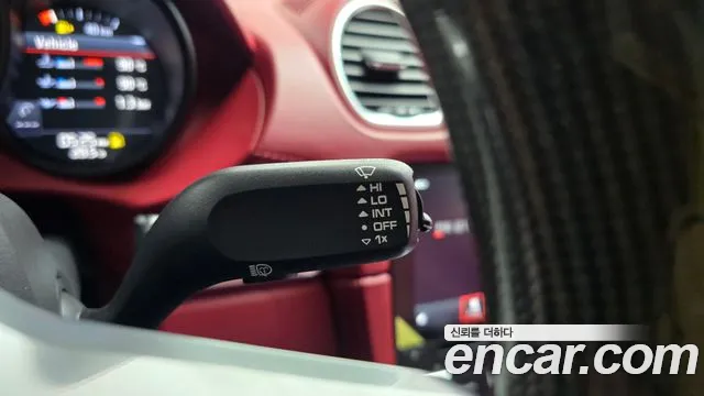 Porsche 718 Cayman 2021 thumb 3