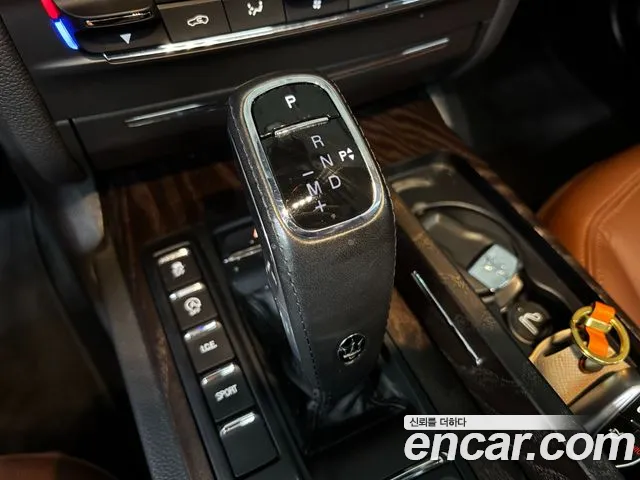 Maserati Ghibli 2021 thumb 12