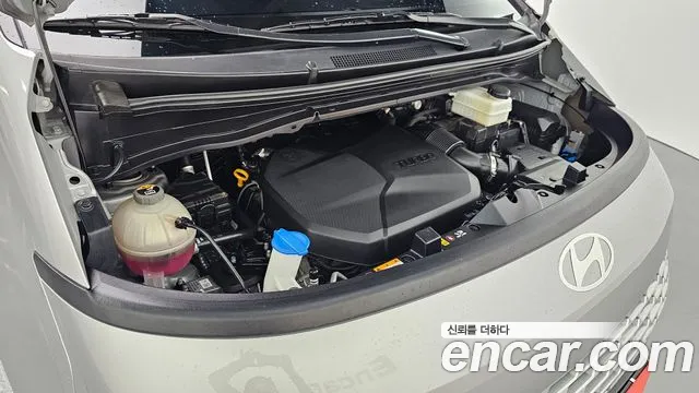Hyundai Staria 2024 thumb 10