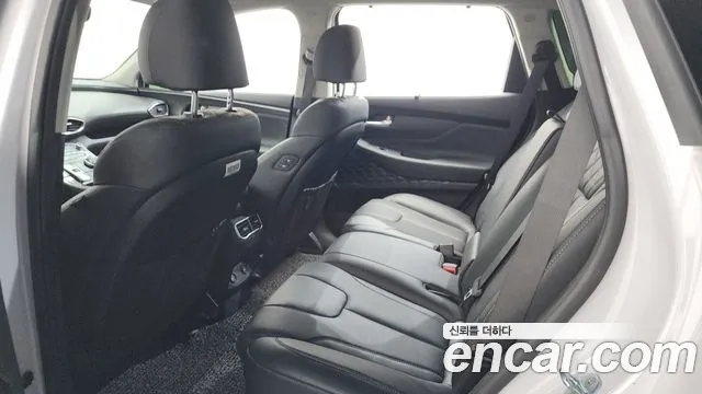 Hyundai Santa Fe 2022 thumb 12