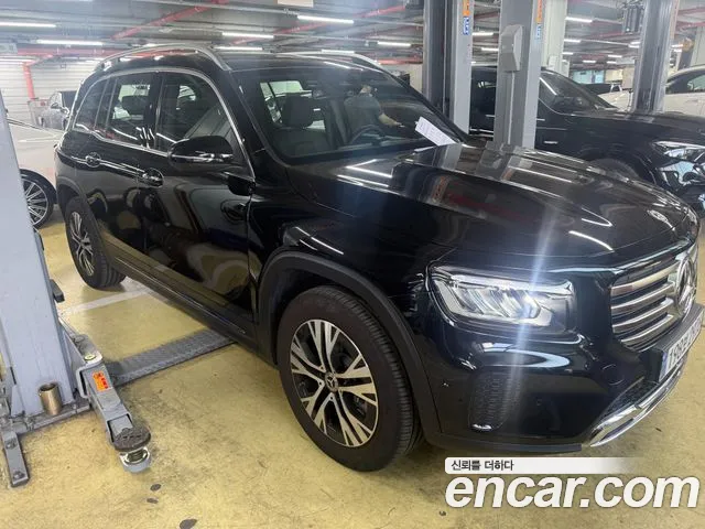 Mercedes-Benz GLB 2025 thumb 10