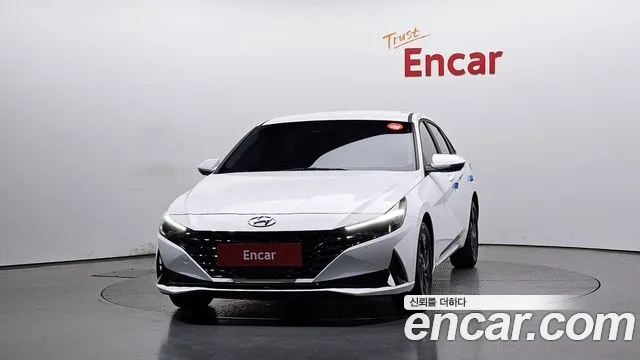 Hyundai Elantra 2022 thumb 3