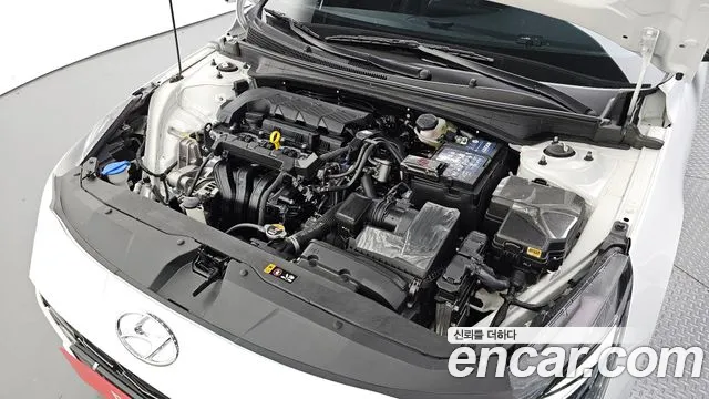 Hyundai Elantra 2022 thumb 11