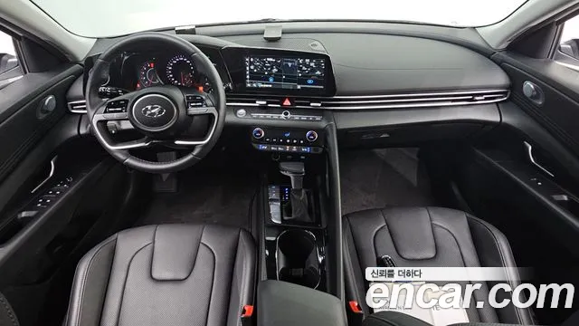 Hyundai Elantra 2022 thumb 9
