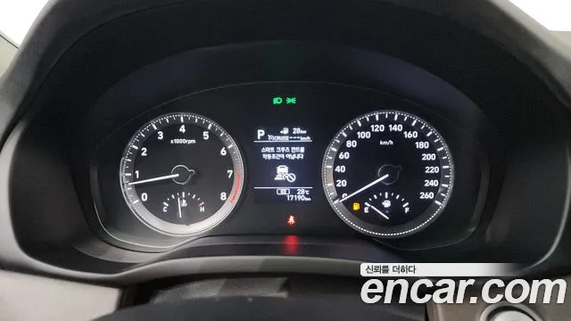 Hyundai Grandeur 2017 thumb 10