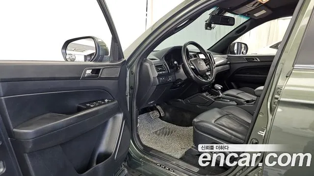 KGM Rexton 2021 thumb 9