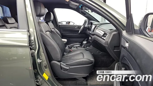 KGM Rexton 2021 thumb 6
