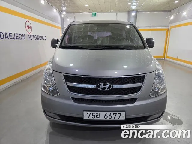 Hyundai Staria 2012 thumb 12
