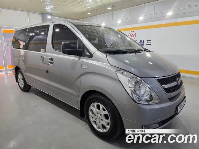 Hyundai Staria 2012 thumb 11