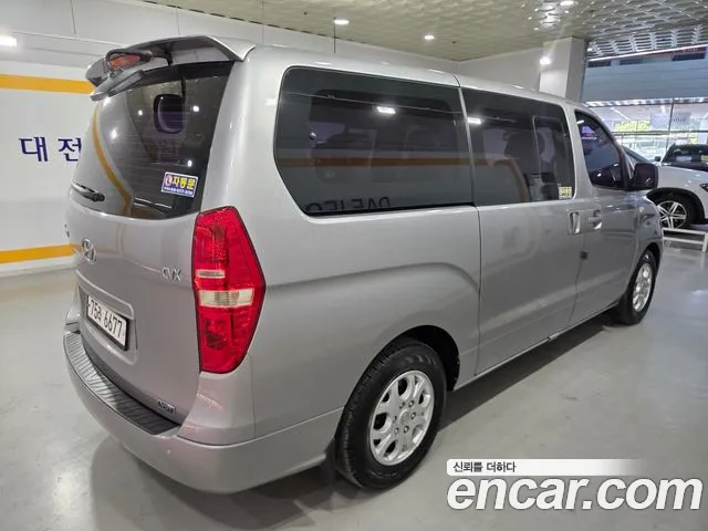 Hyundai Staria 2012 thumb 7
