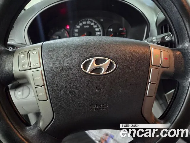 Hyundai Staria 2012 thumb 10