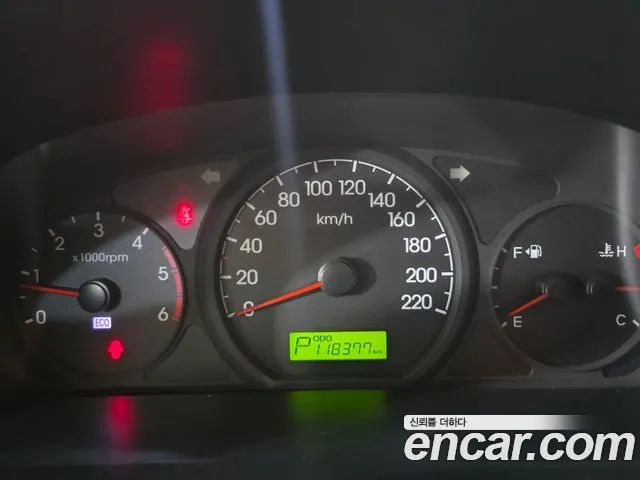Hyundai Staria 2012 thumb 2