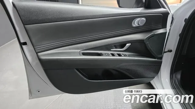 Hyundai Elantra 2021 thumb 5