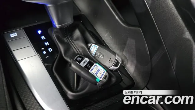 Hyundai Elantra 2021 thumb 10