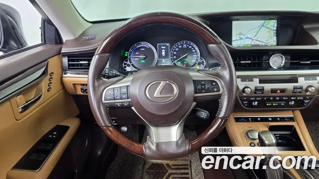 Lexus ES 300h 2018 thumb 8