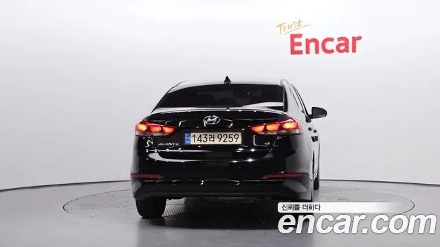 Hyundai Avante 2017 thumb 8