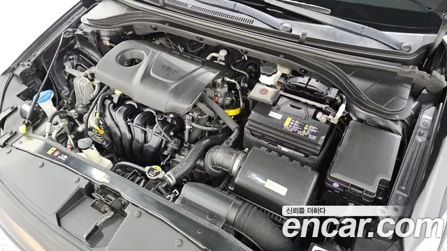 Hyundai Avante 2017 thumb 12
