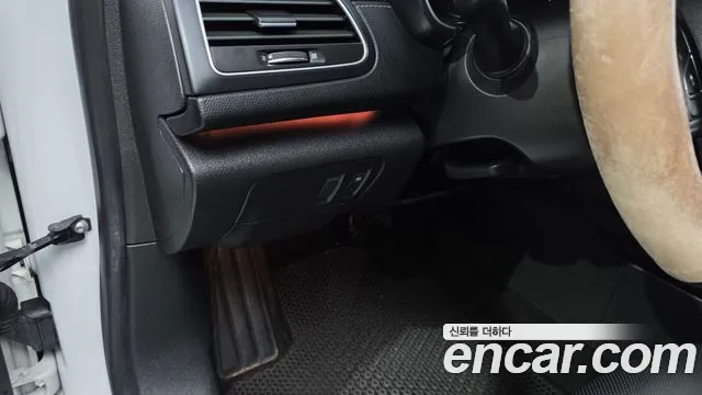 Renault SM6 2016 thumb 4
