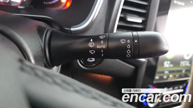Renault SM6 2016 thumb 2