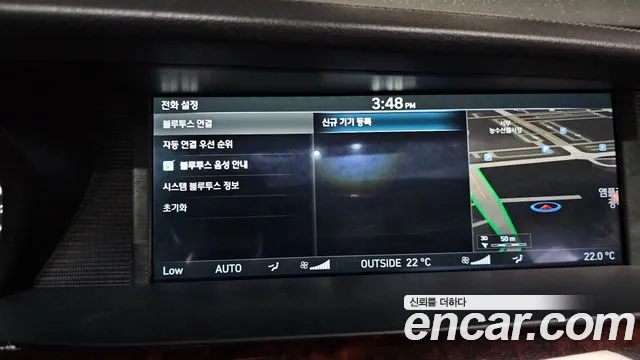Genesis G90 2016 thumb 3