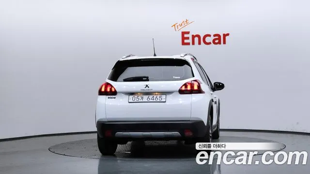 Peugeot 2008 2019 thumb 2