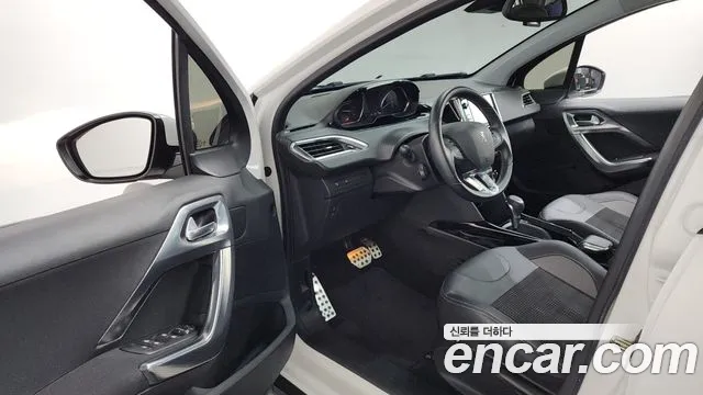 Peugeot 2008 2019 thumb 9