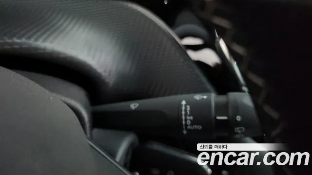 Peugeot 2008 2019 thumb 11