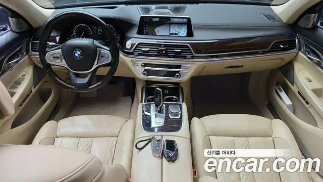 BMW 7 серии 2016 thumb 12