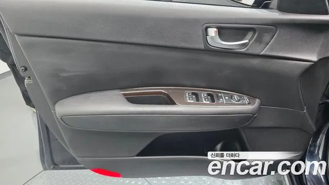 Kia K5 2019 thumb 3