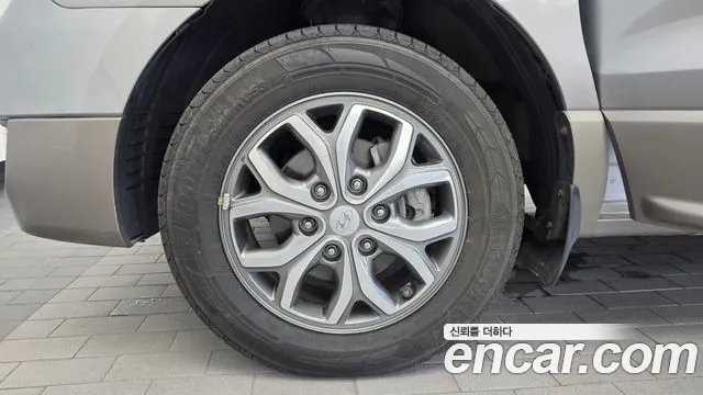Hyundai Staria 2016 thumb 6