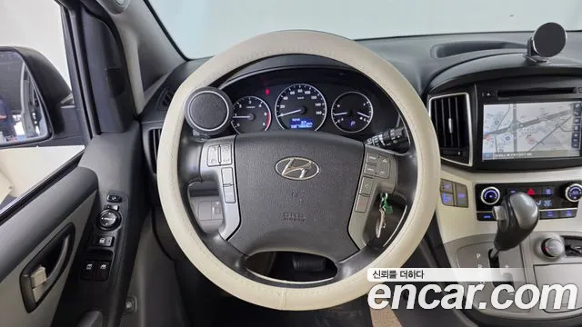 Hyundai Staria 2016 thumb 10