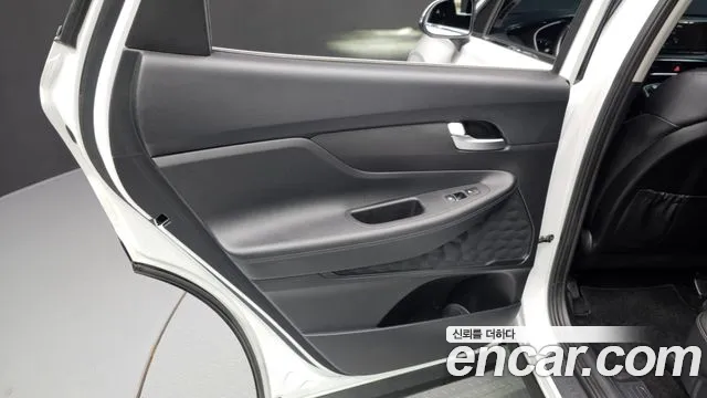 Hyundai Santa Fe 2023 thumb 6