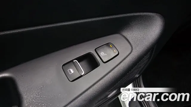 Hyundai Santa Fe 2023 thumb 8