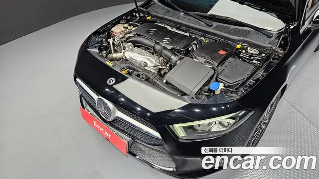 Mercedes-Benz A-Class 2021 thumb 4