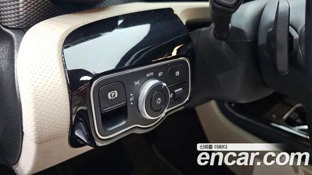 Mercedes-Benz A-Class 2021 thumb 5