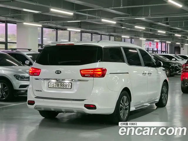 Kia Carnival 2019 thumb 7