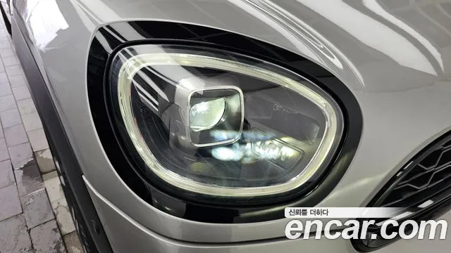 Mini Cooper 2024 thumb 10