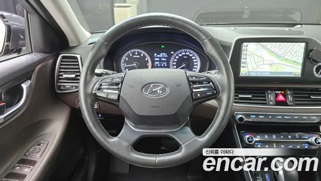 Hyundai Grandeur 2017 thumb 6