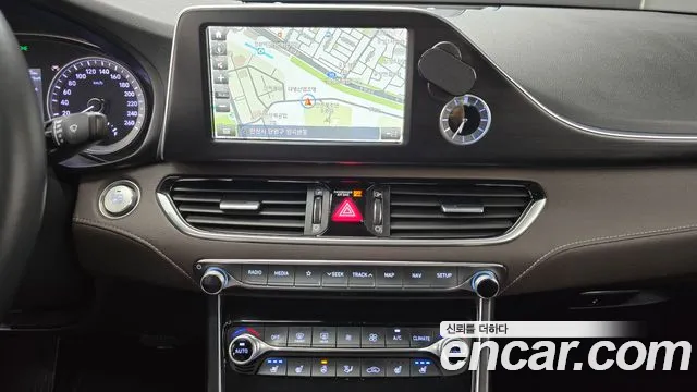 Hyundai Grandeur 2017 thumb 5
