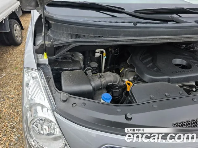 Hyundai Staria 2016 thumb 9