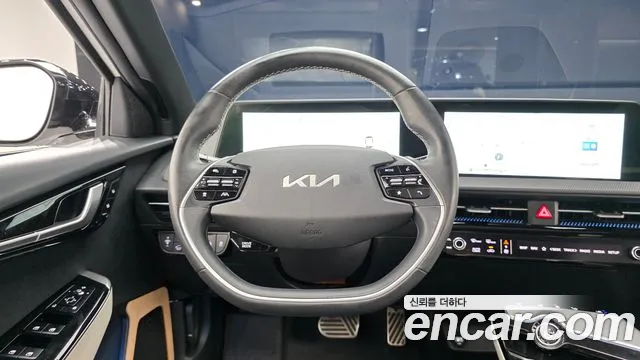 Kia EV6 2022 thumb 6