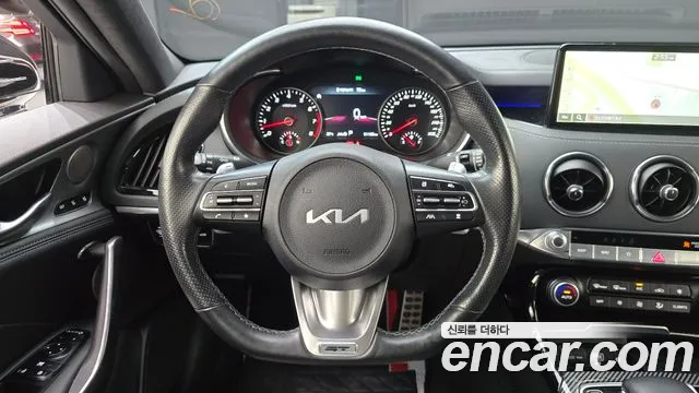 Kia Stinger 2022 thumb 3