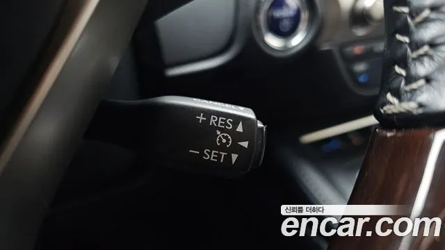 Lexus ES 300h 2016 thumb 9