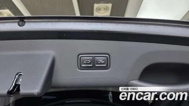 Kia Carnival 2023 thumb 7