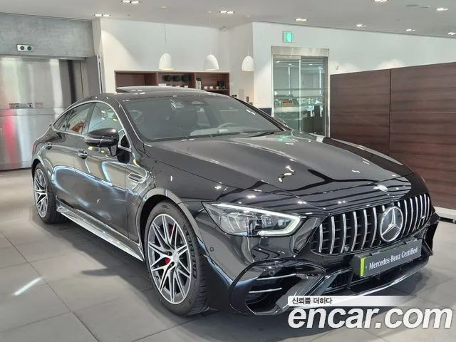 Mercedes-Benz AMG GT 2025 thumb 3