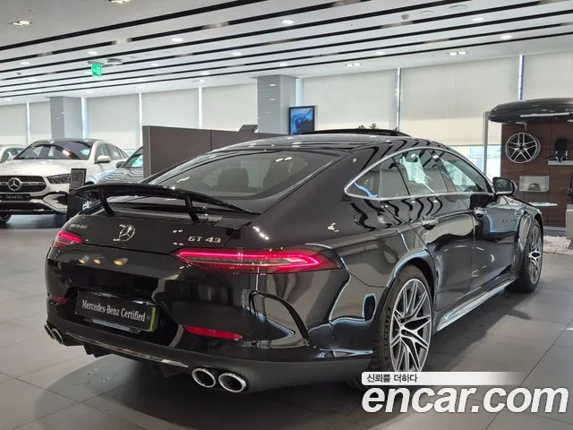 Mercedes-Benz AMG GT 2025 thumb 6
