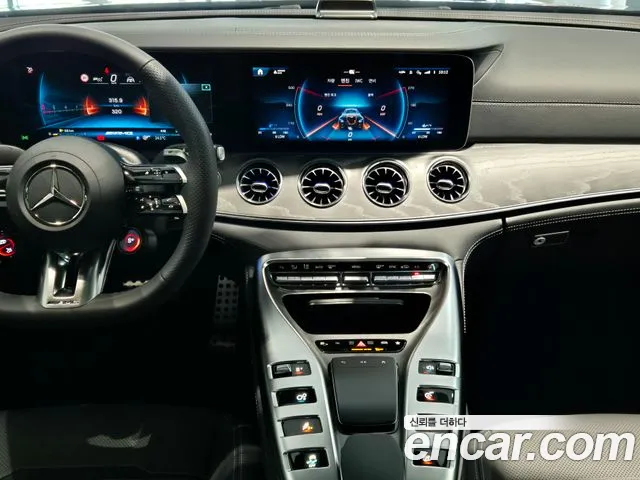 Mercedes-Benz AMG GT 2025 thumb 8